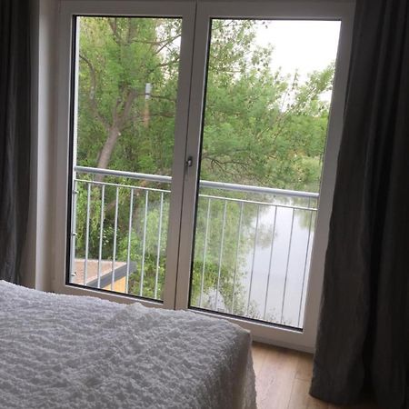 Familienfreundliche Ferienwohnung am See Sömmerda Exterior foto