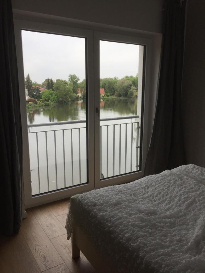 Familienfreundliche Ferienwohnung am See Sömmerda Exterior foto