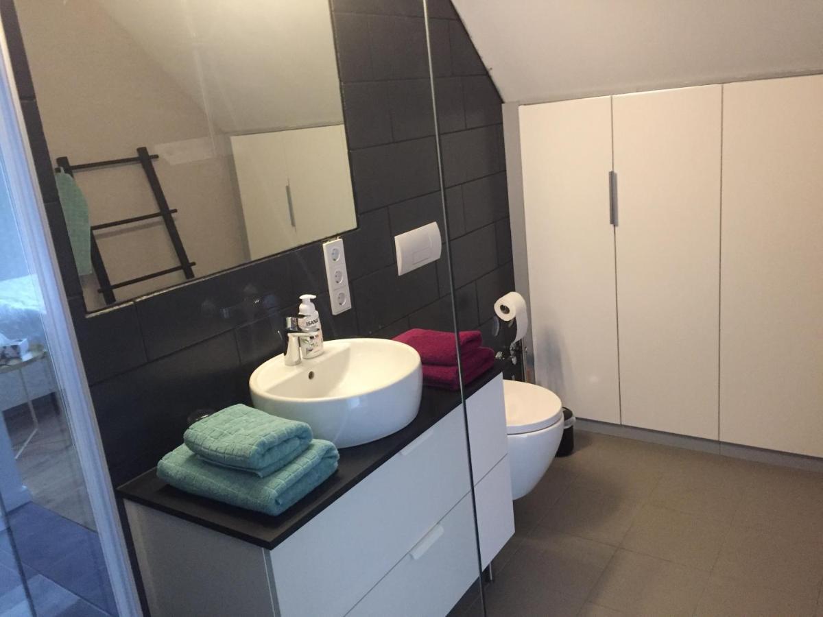 Familienfreundliche Ferienwohnung am See Sömmerda Exterior foto