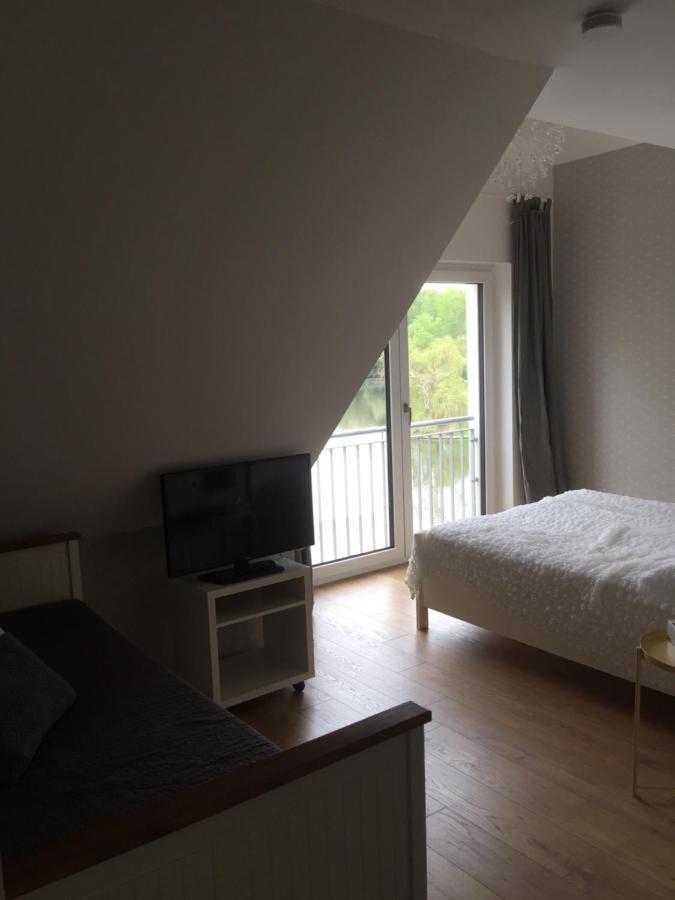 Familienfreundliche Ferienwohnung am See Sömmerda Exterior foto