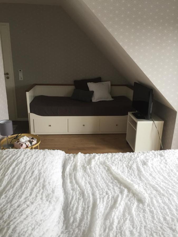 Familienfreundliche Ferienwohnung am See Sömmerda Exterior foto