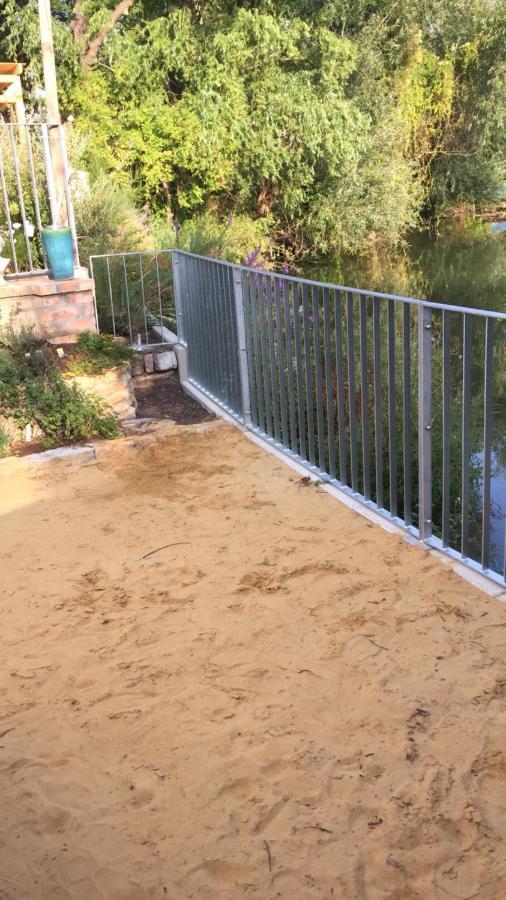 Familienfreundliche Ferienwohnung am See Sömmerda Exterior foto